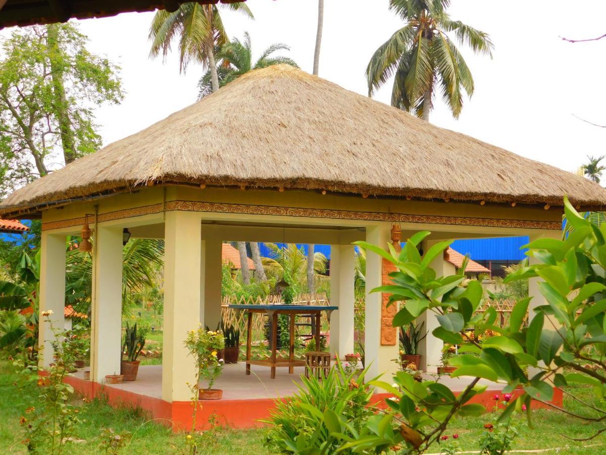 Gram Bangla Retreat Hotel Calcutta Exterior foto